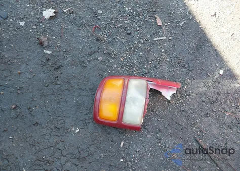 2002 Chevrolet Suburban 1500 Lt из США, поврежденный, VIN 3GNFK16Z92G358932